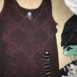 black and maroon pattern tank top